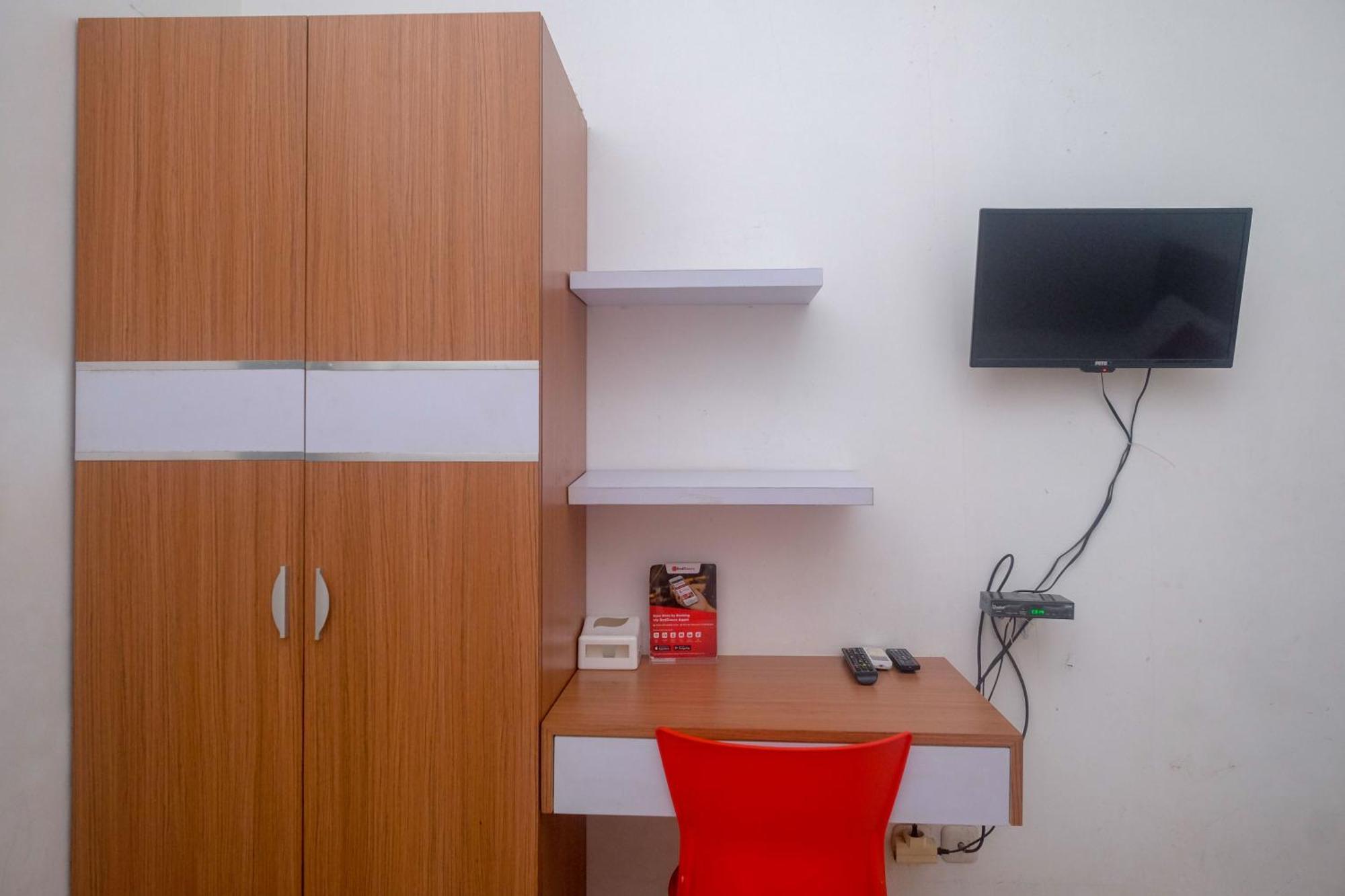 Reddoorz Syariah Near Simpang Lima Semarang Hotel Jomblang Eksteriør billede